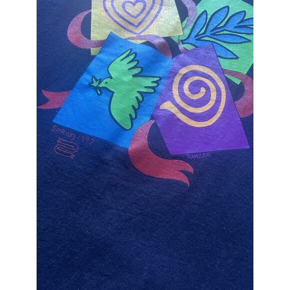 Anvil t-shirt from Spring 1997 "Ramzee" White Dove And Hearts, Graphic - Picture 2 of 6